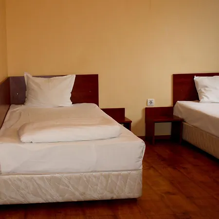 Отель Radnevo Hotel Radnevo